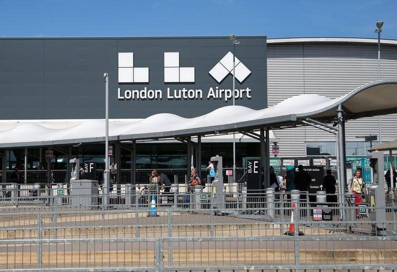Luton to London Taxi Transfer Service | GetinTransfer.com